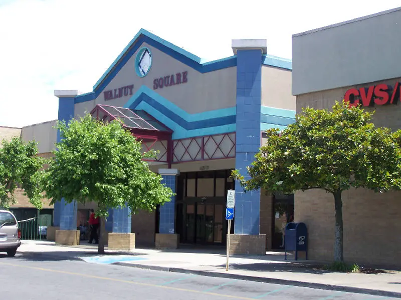 Walnut Square Mall Building in Dalton Georgia