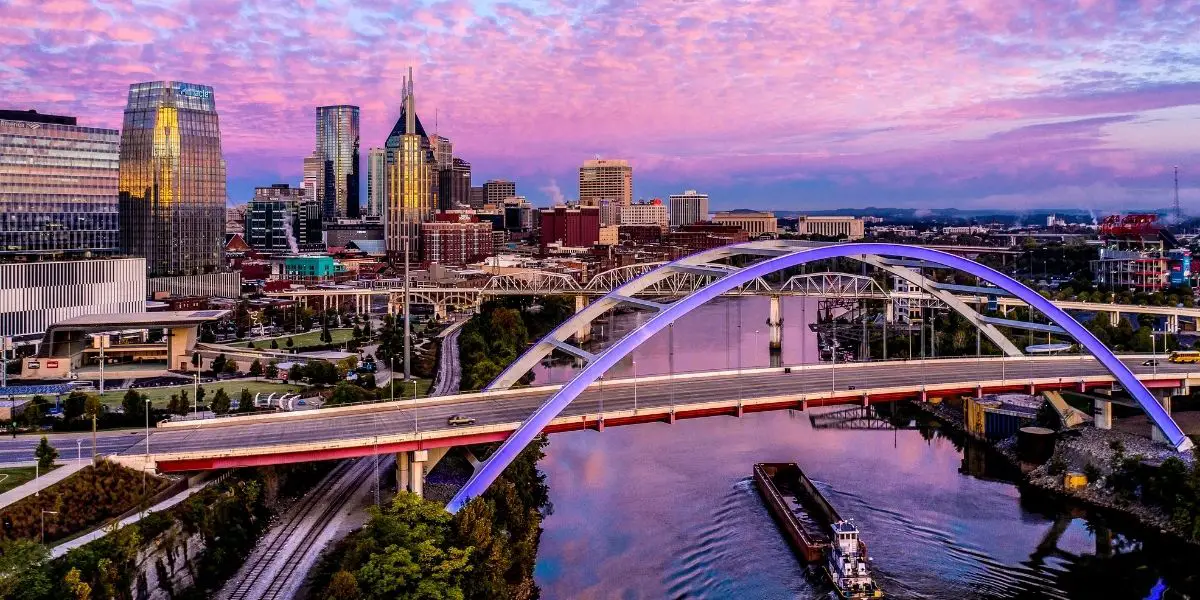 Nashville Captions, Quotes and Puns for Instagram